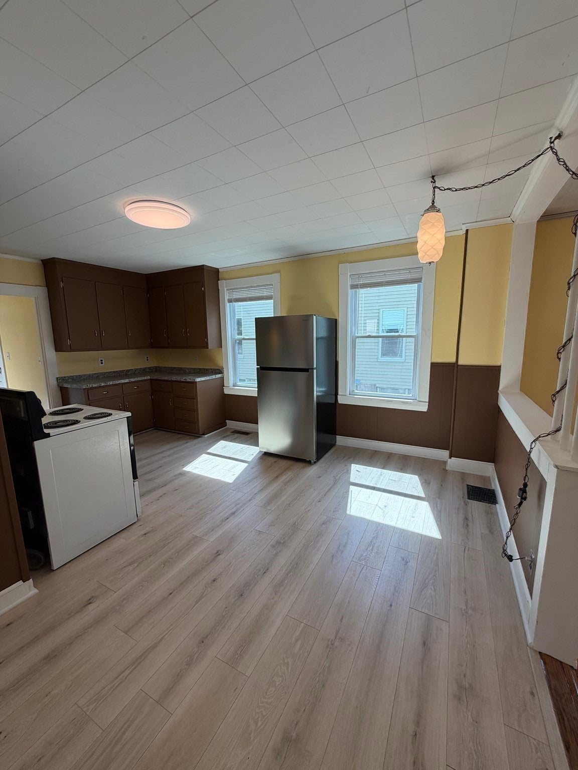 87 Howard St #1, Waltham, MA, 87 Howard St #1, Waltham, MA Photo #21