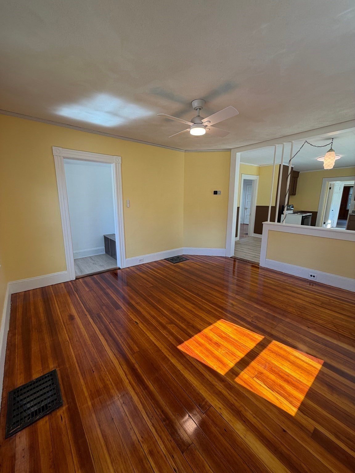 87 Howard St #1, Waltham, MA, 87 Howard St #1, Waltham, MA Photo #30