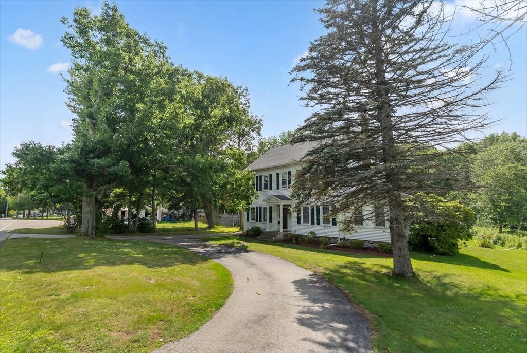 306 Pleasant St