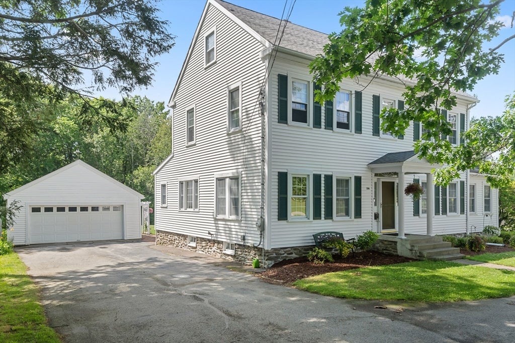 306 Pleasant St