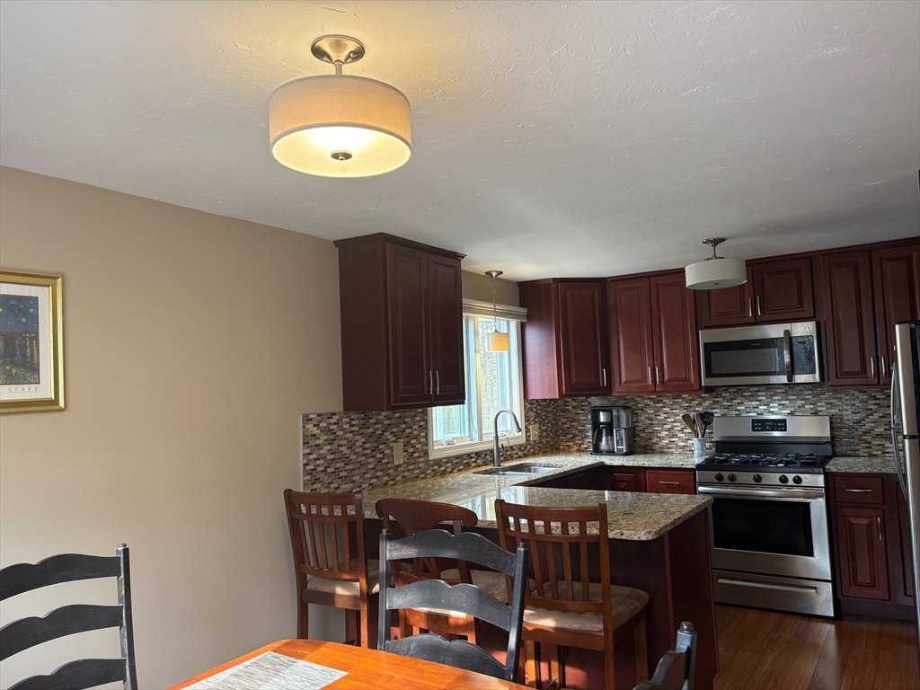 849 Boston Post Rd E 5H