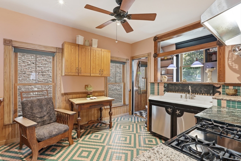 6 Porter Circle