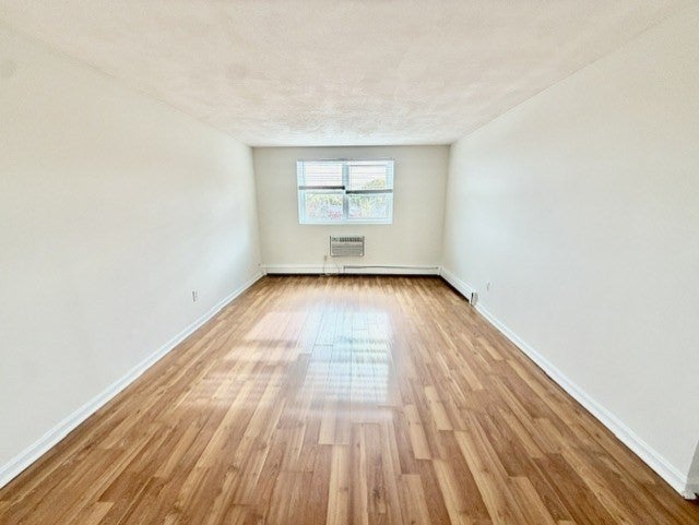 80 Cambridge RD #21, Woburn, MA Photo #4