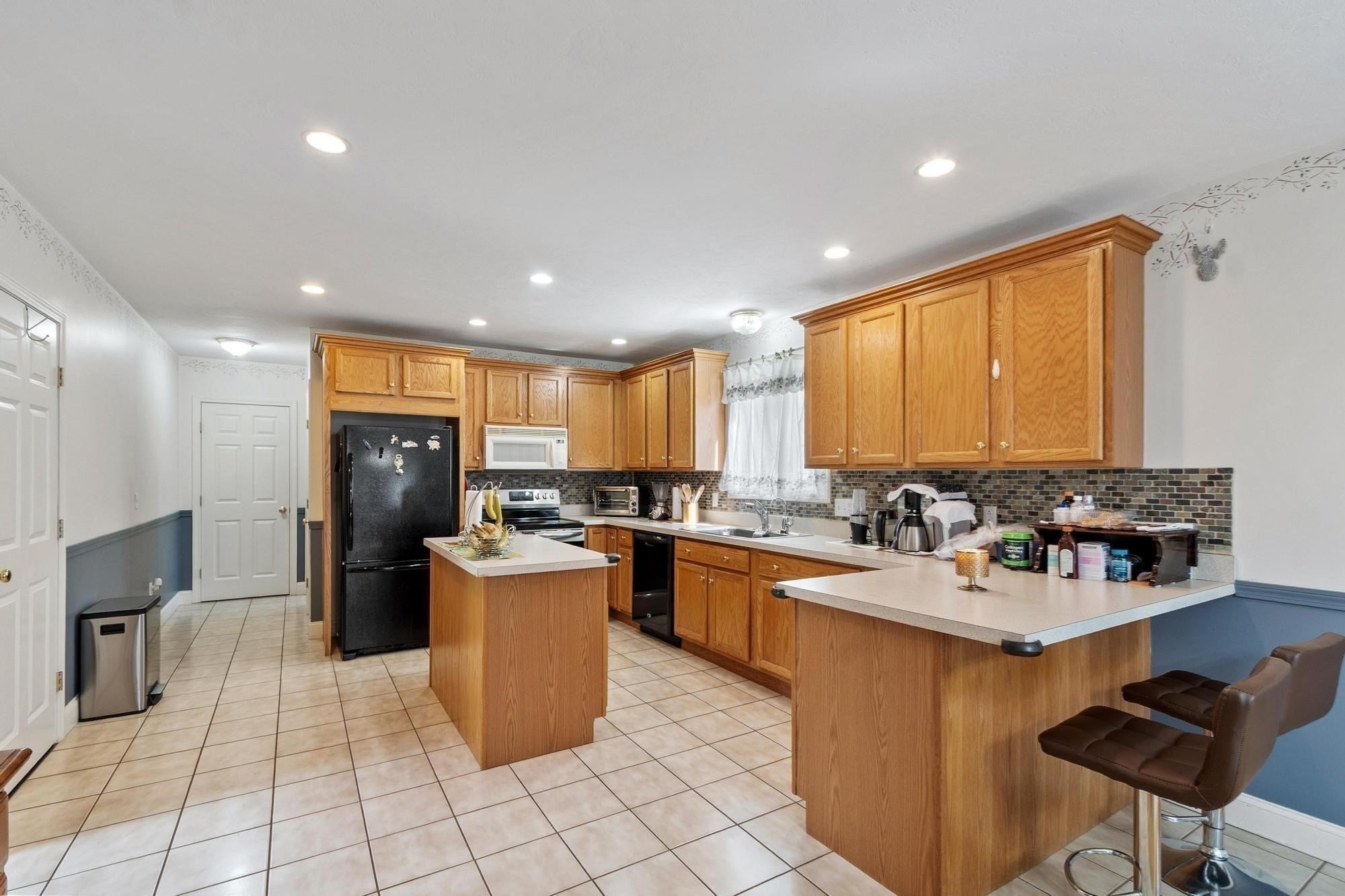 4 Lynde St, Gardner, MA, 4 Lynde St, Gardner, MA Photo #9