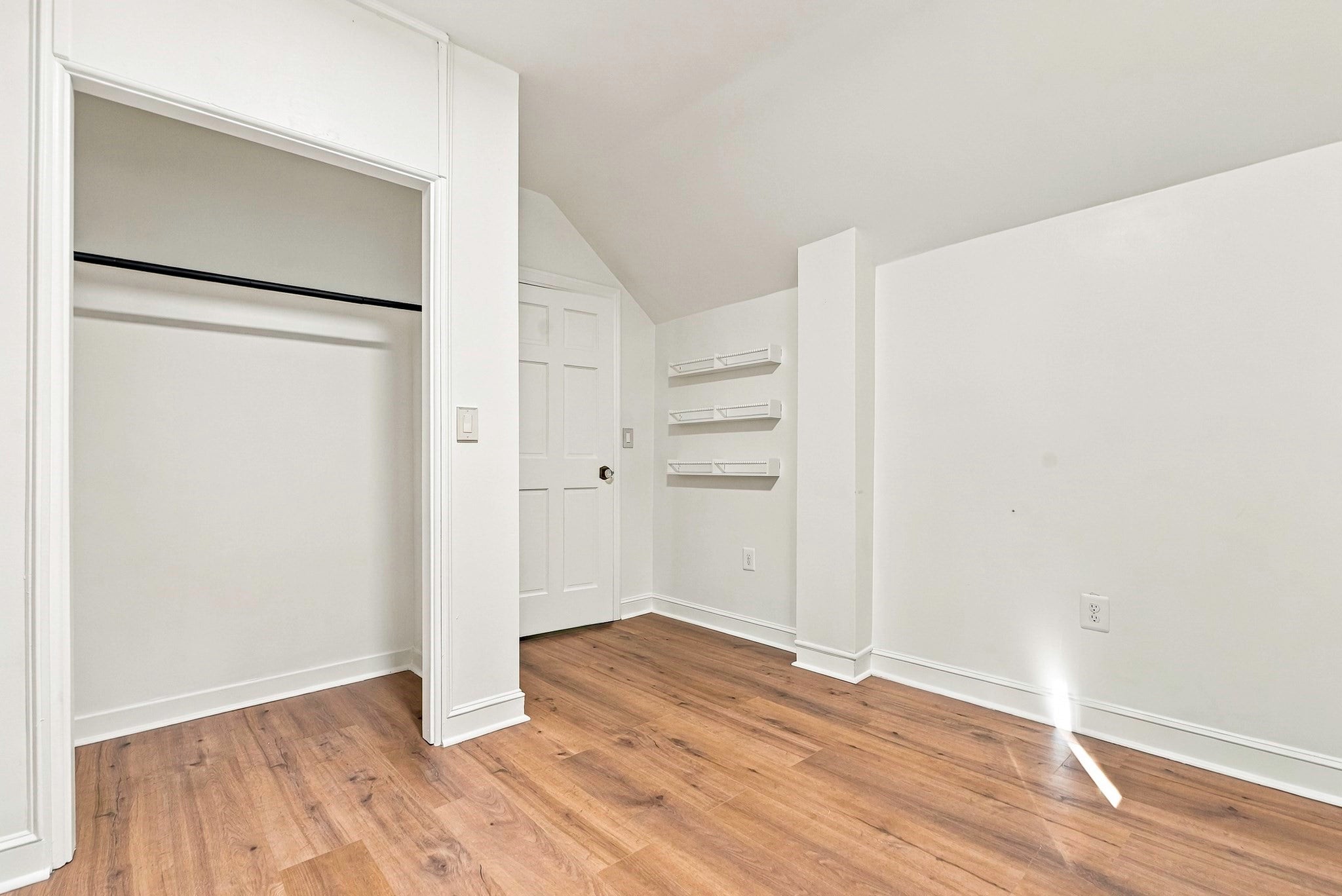 477 Oakhill Ave, Attleboro, MA, 477 Oakhill Ave, Attleboro, MA Photo #36