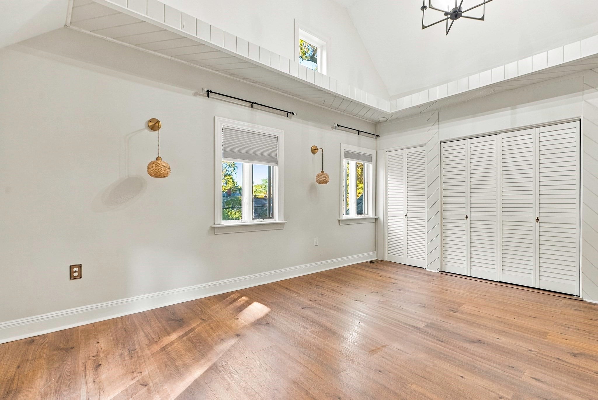 477 Oakhill Ave, Attleboro, MA, 477 Oakhill Ave, Attleboro, MA Photo #32