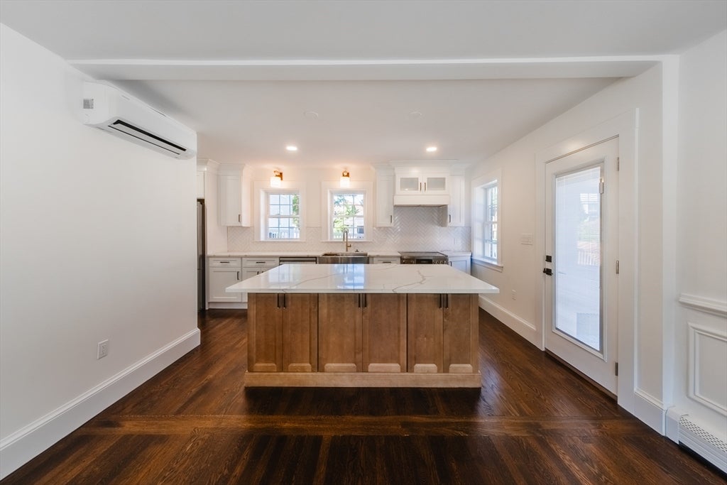 8 Horace Road