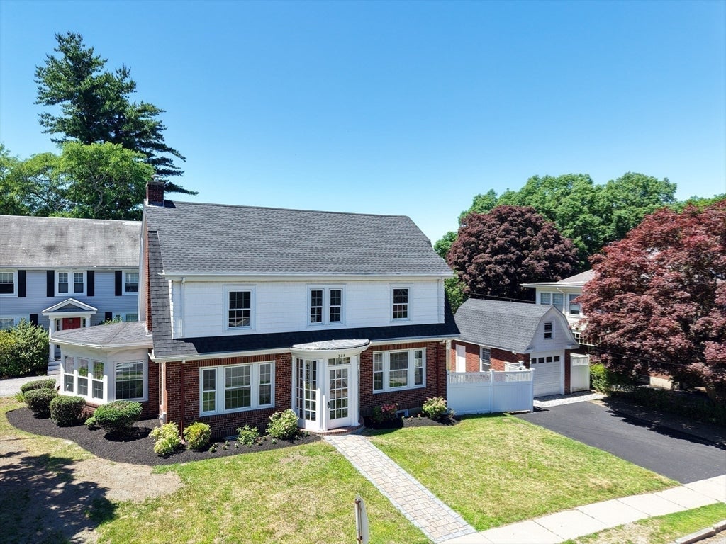 8 Horace Road