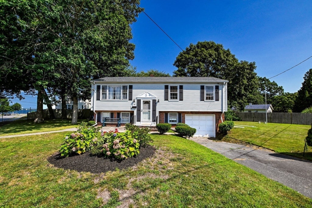 66 Seymour St, New Bedford, MA, 66 Seymour St, New Bedford, MA Photo #1