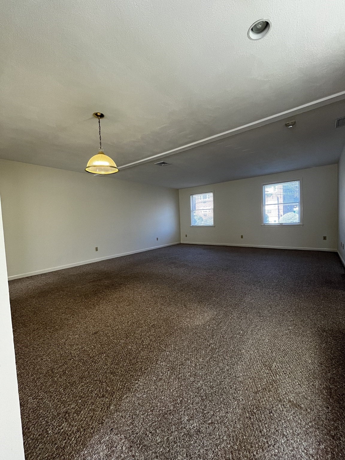 100 Trapelo RD #2, Waltham, MA Photo #4