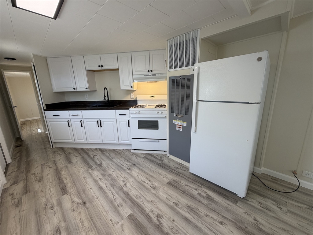 350 West Street 27