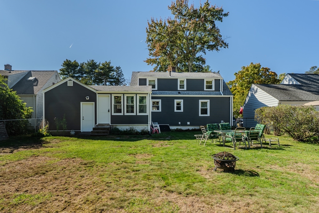 57 Lumae St