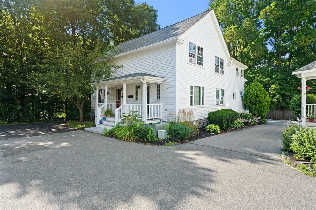 9 Temple Pl 9