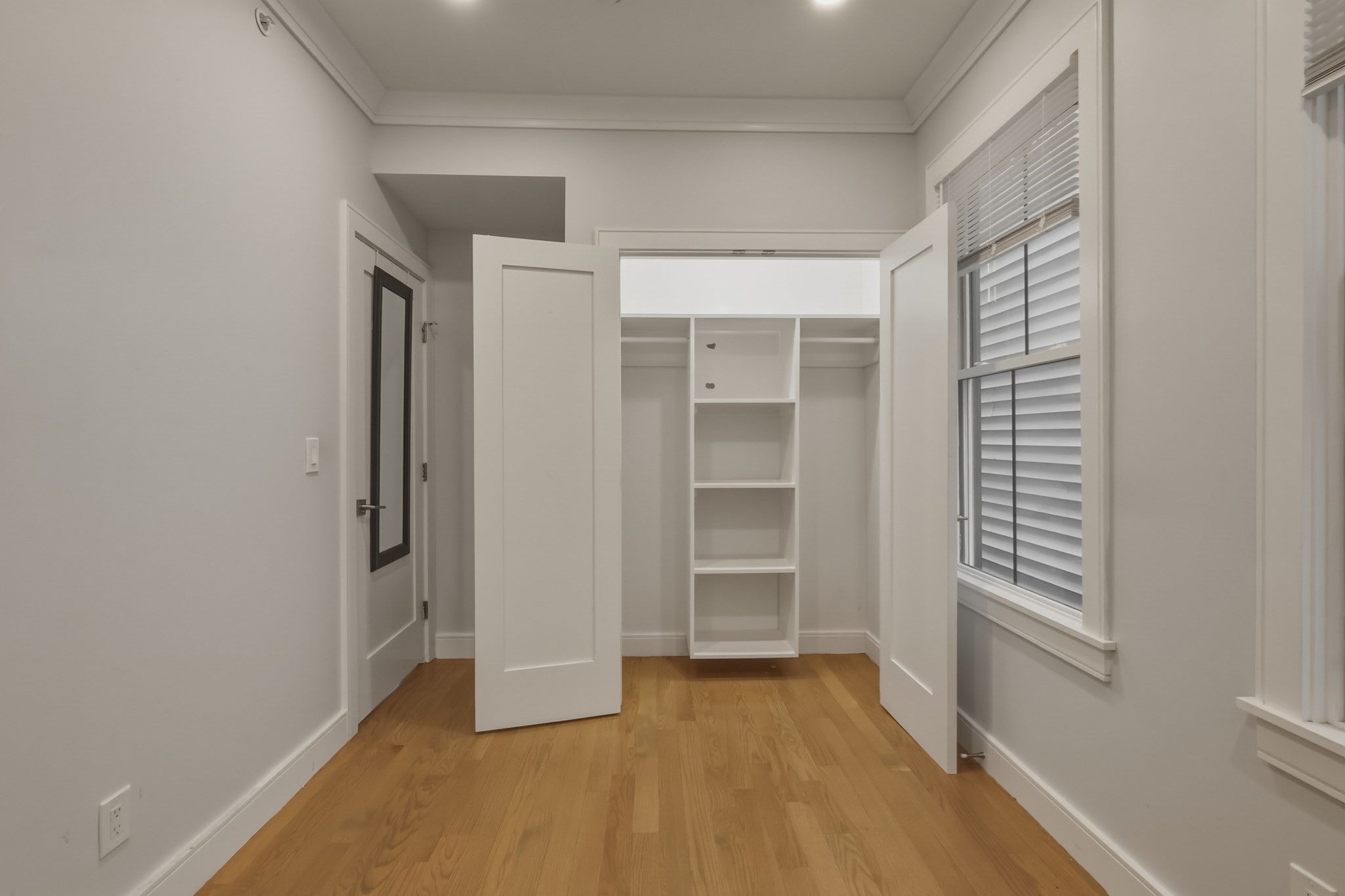 134 Chelsea St #1, Boston, MA Photo #14