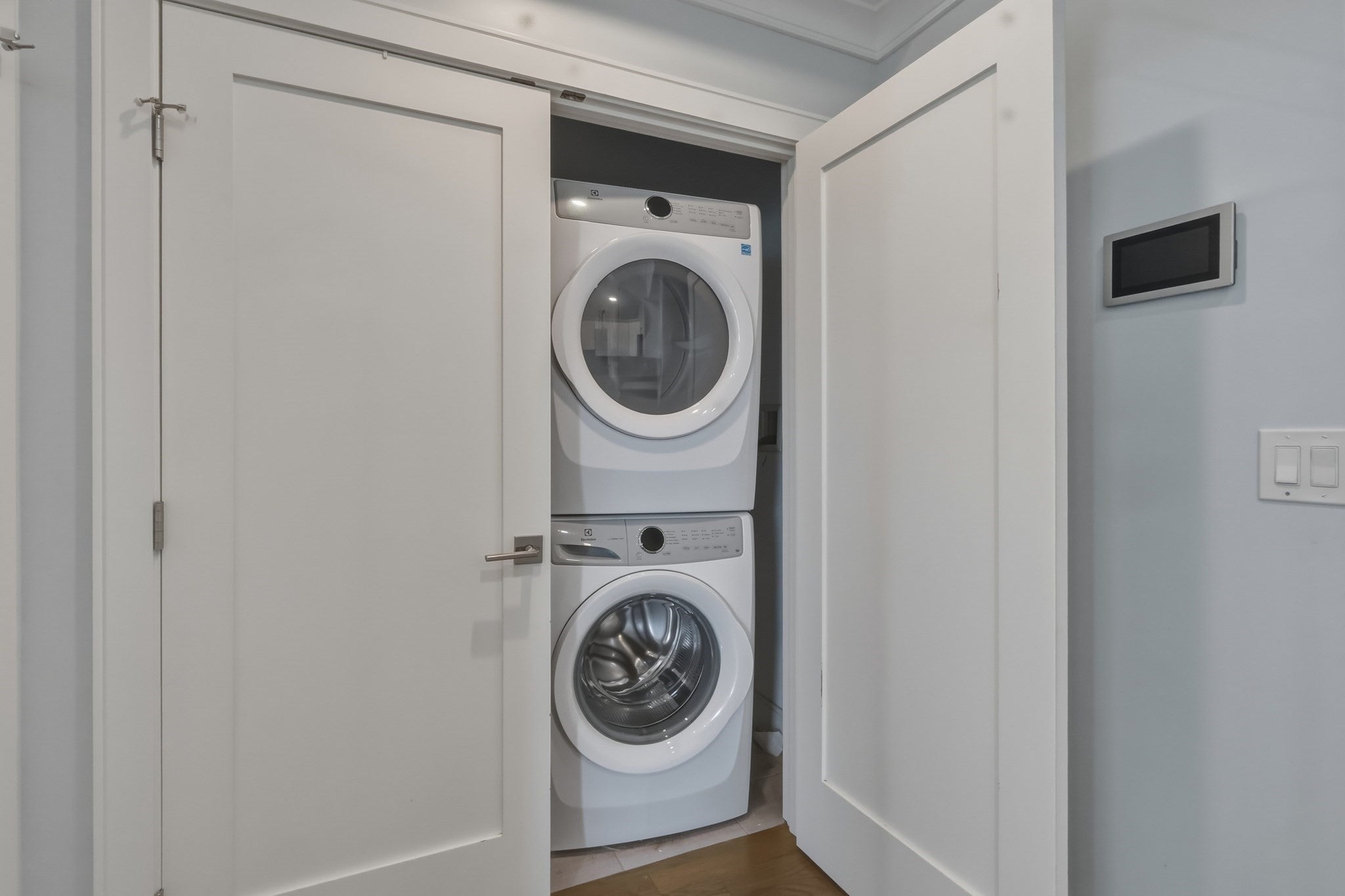 134 Chelsea St #1, Boston, MA Photo #15