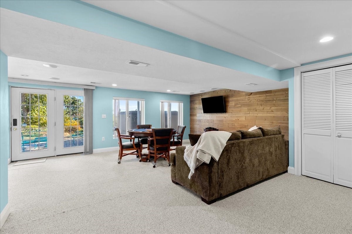 25 King Phillip Rd, Plymouth, MA Photo #27