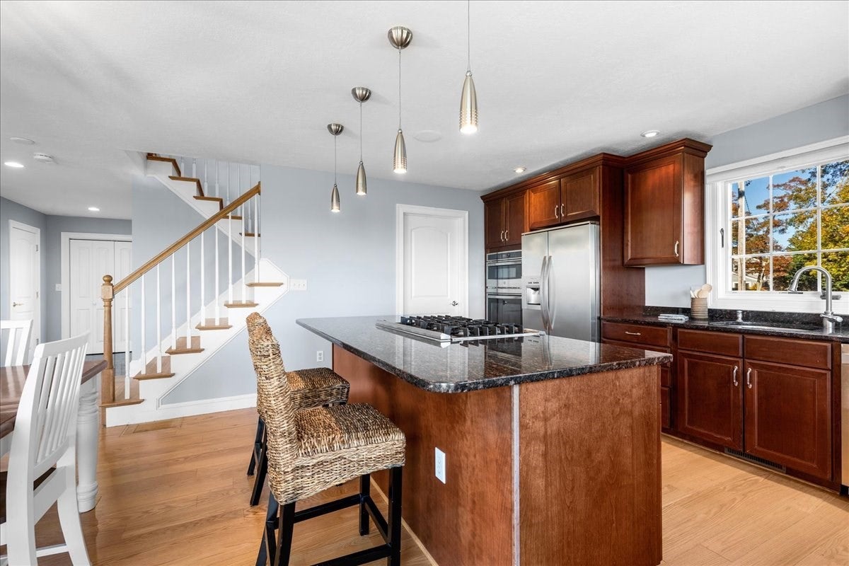 25 King Phillip Rd, Plymouth, MA Photo #10
