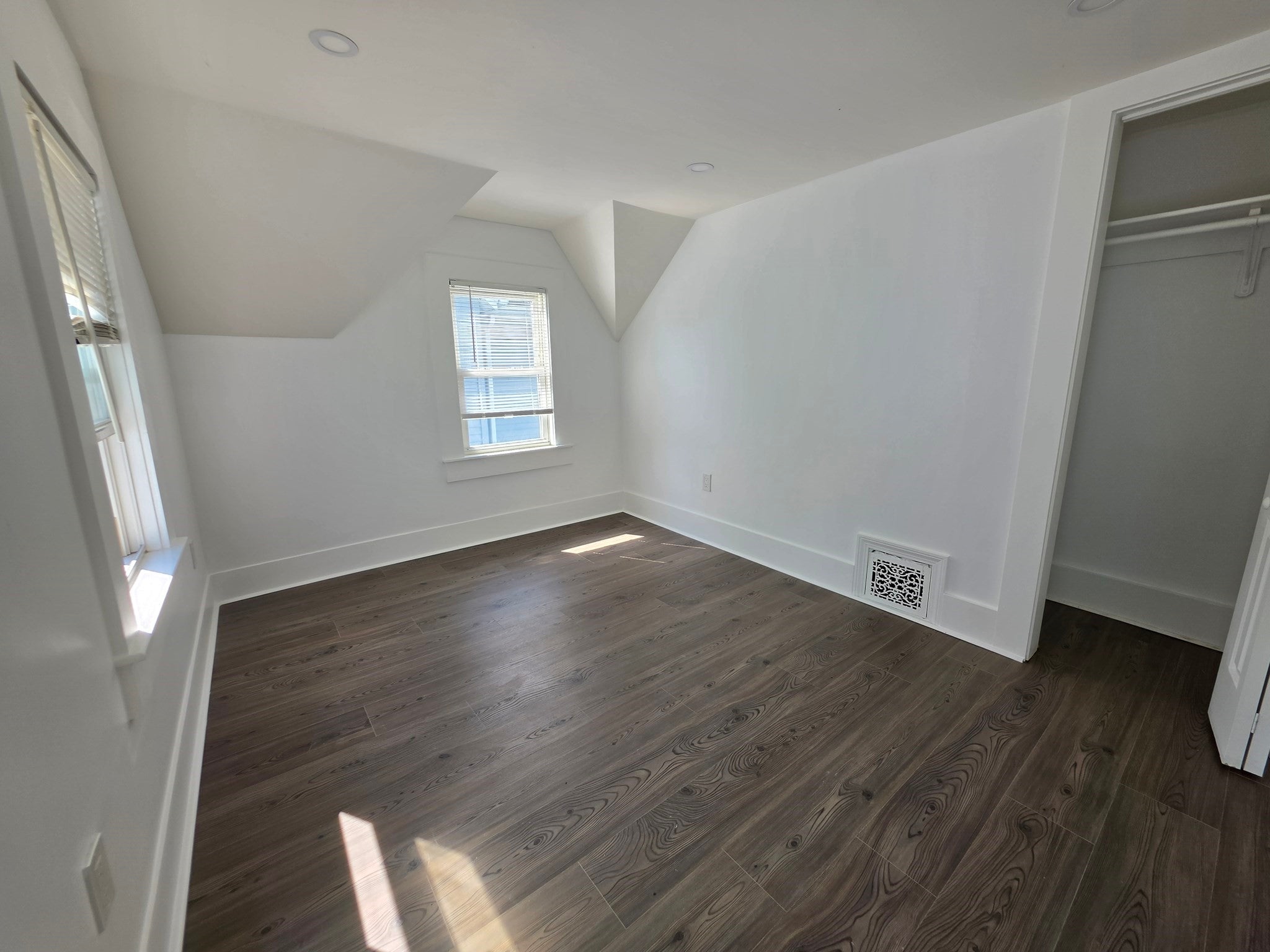 122 Bowler St #1, Lynn, MA Photo #13