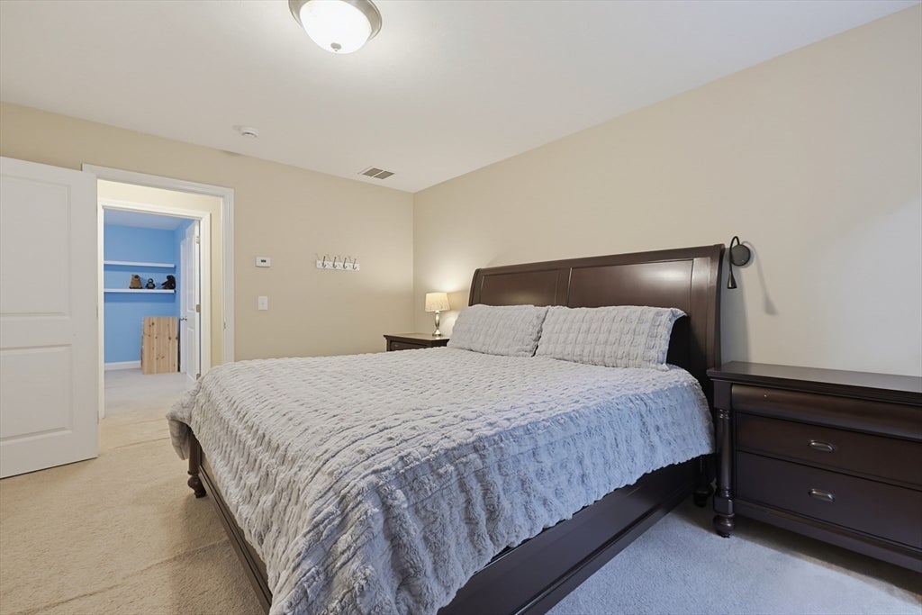 90 Greene St, Hopedale, MA Photo #19