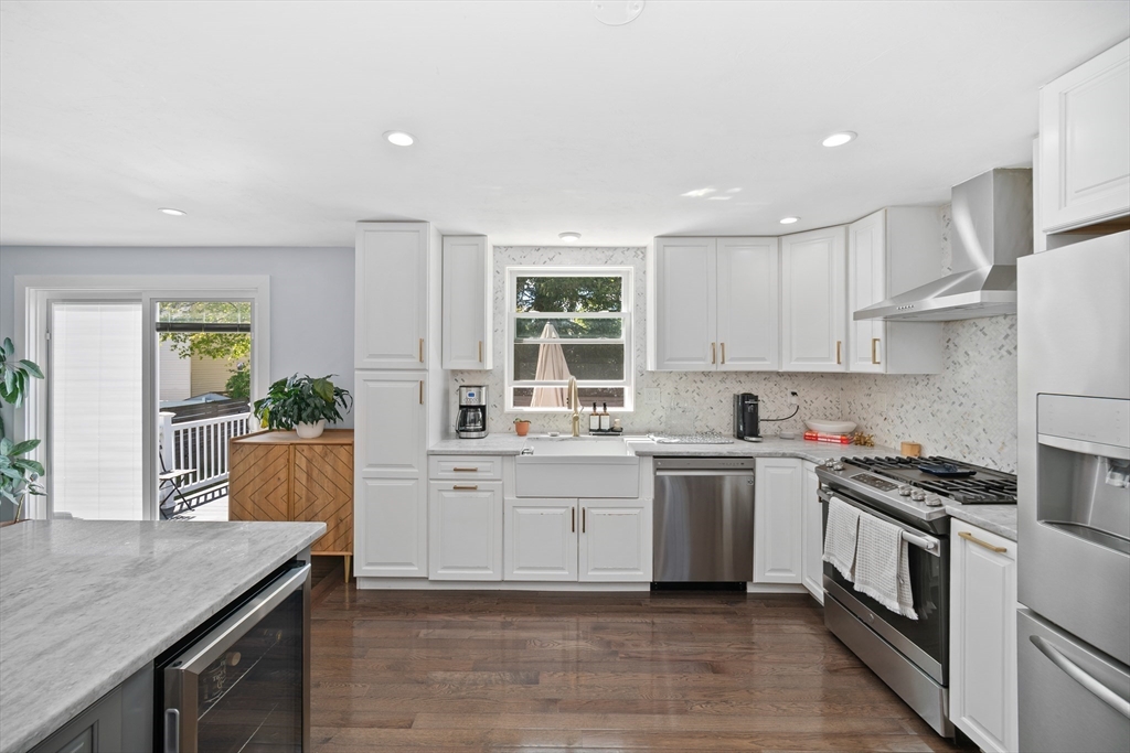 59 Wyvern St, Boston, MA Photo #14
