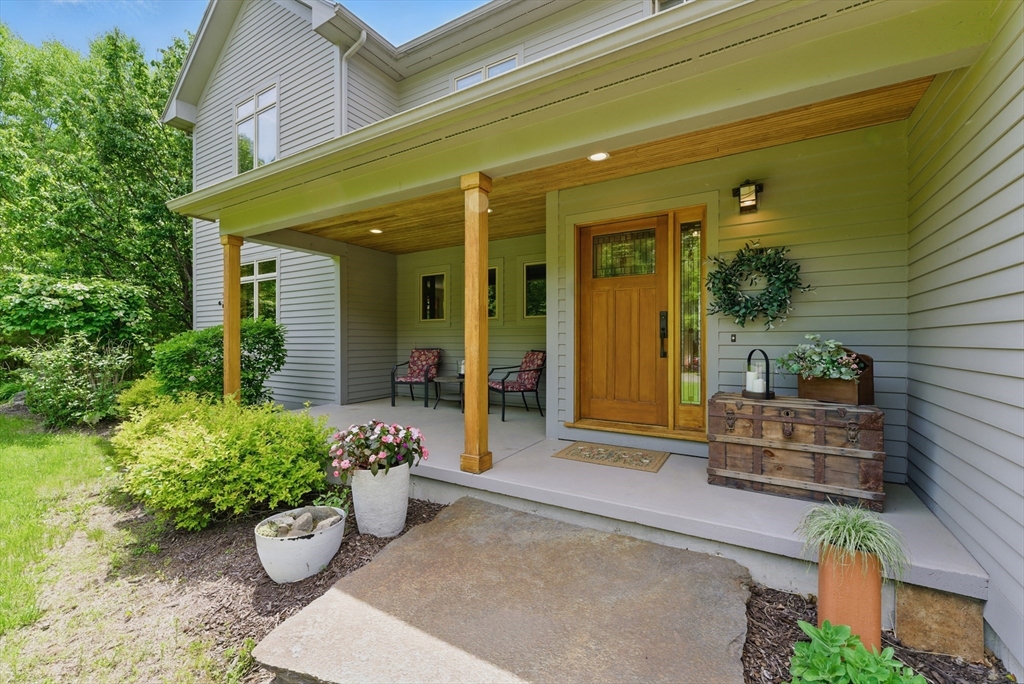 12 Old Bay Road