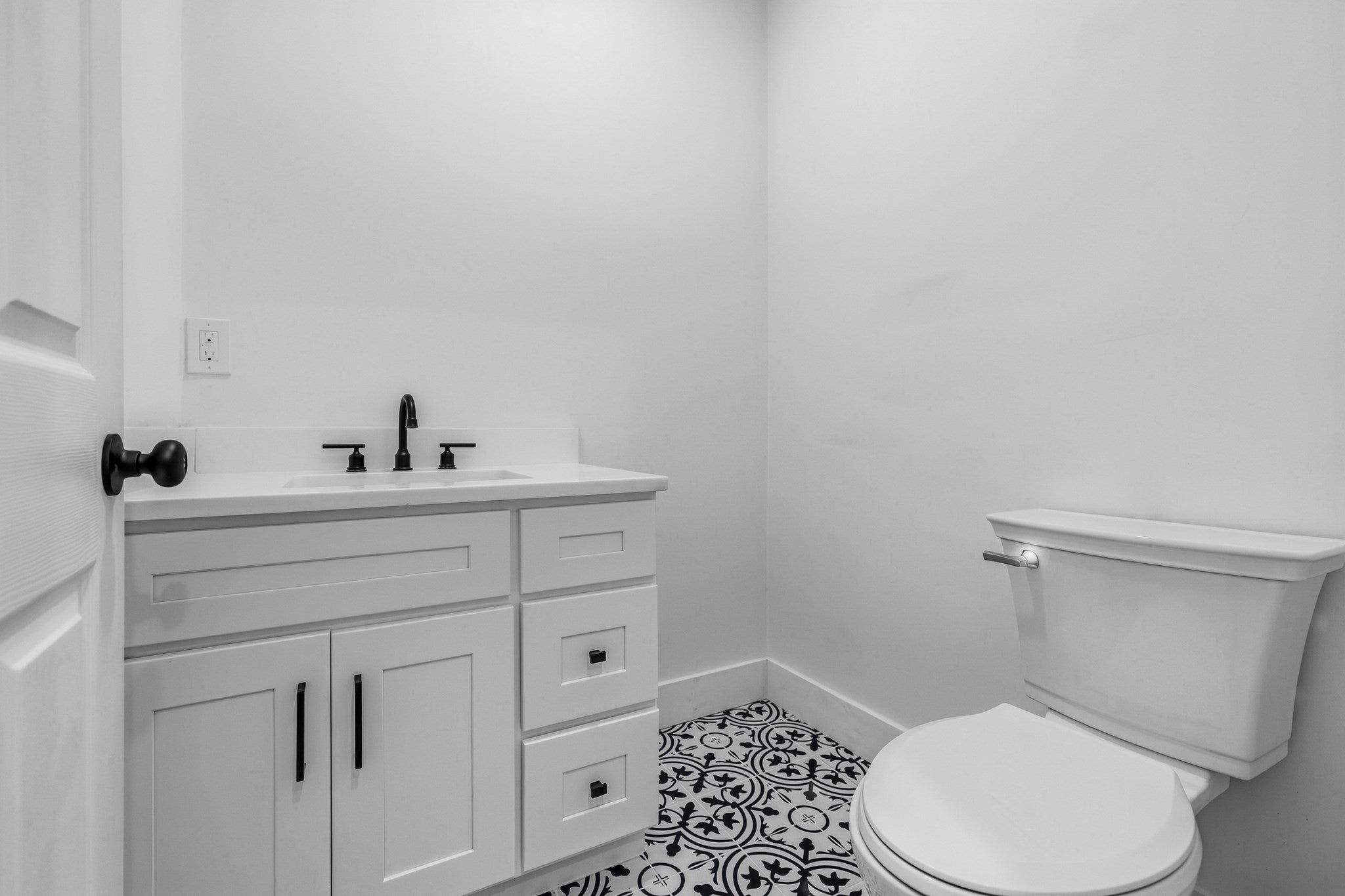 33 Seabiscuit Dr, Plymouth, MA Photo #7