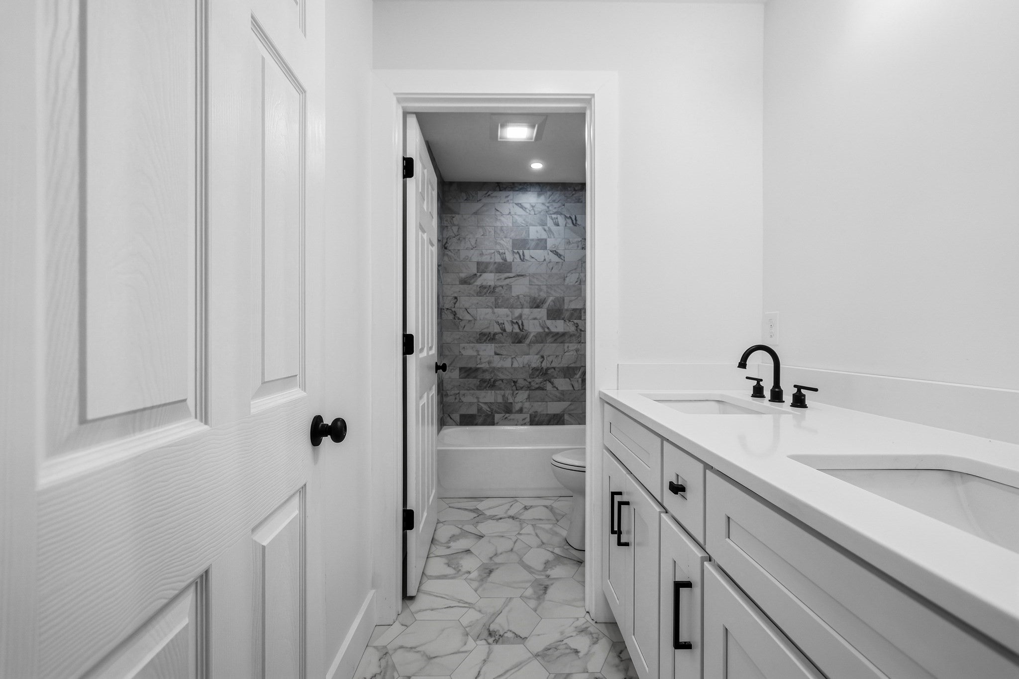 33 Seabiscuit Dr, Plymouth, MA Photo #23