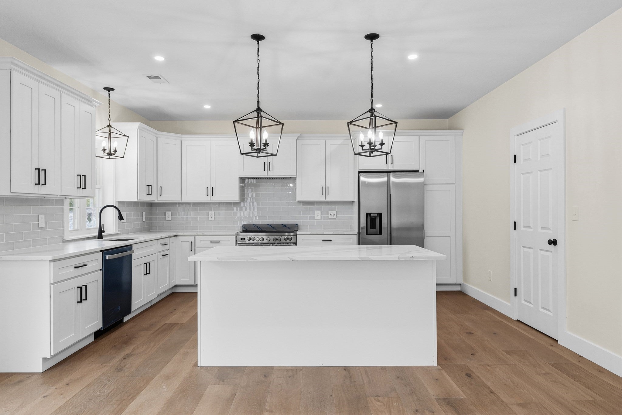 33 Seabiscuit Dr, Plymouth, MA Photo #13