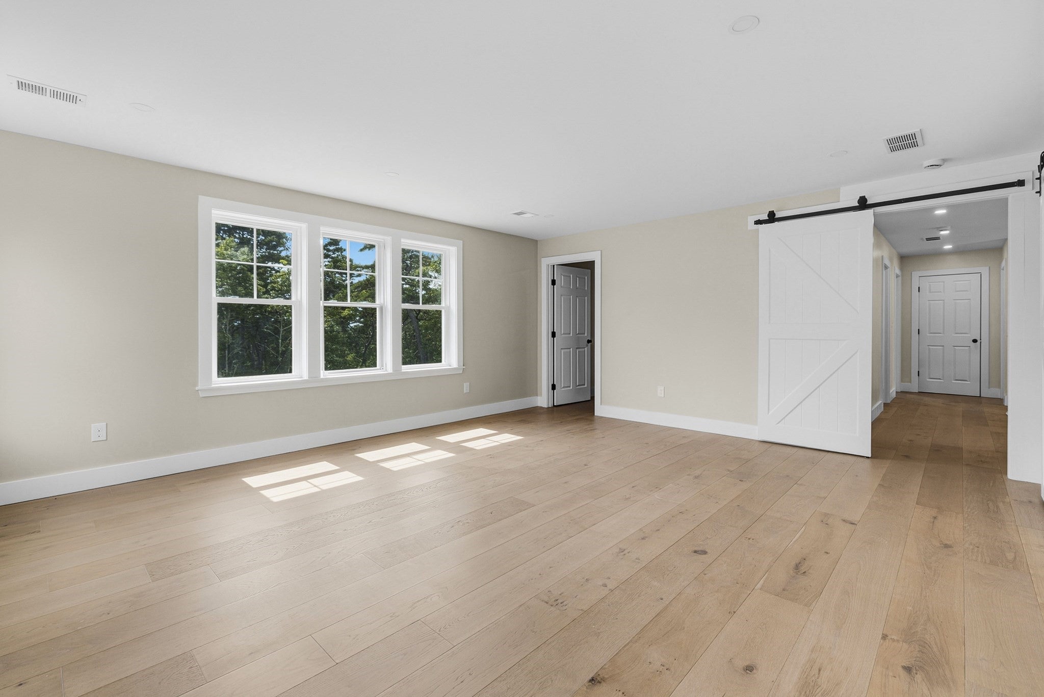 33 Seabiscuit Dr, Plymouth, MA Photo #30