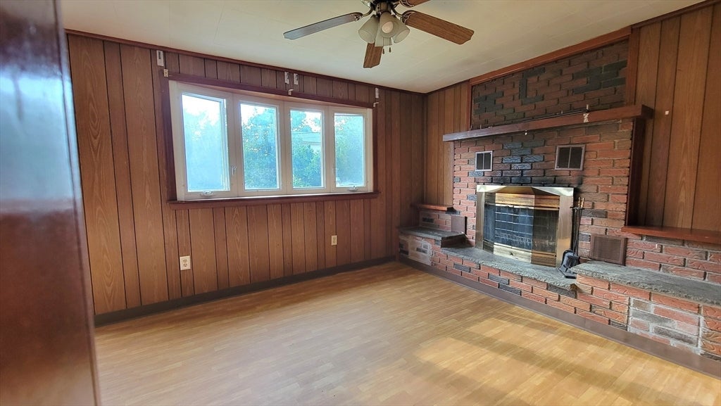 27 Richie Rd, Douglas, MA, 27 Richie Rd, Douglas, MA Photo #2
