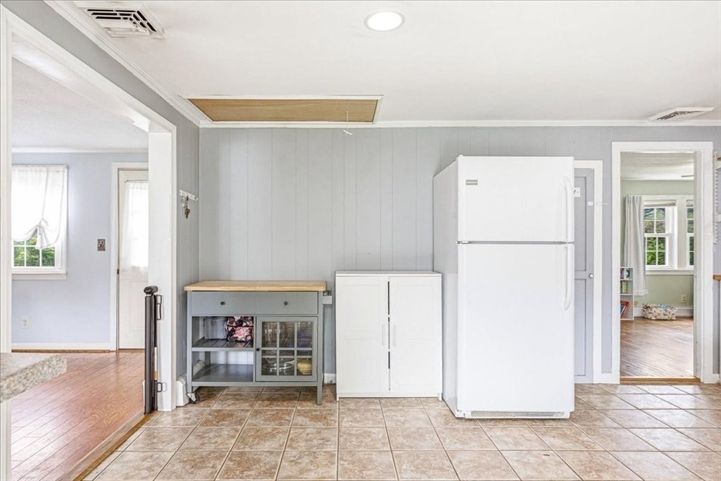 2 Howland Ct, Middleboro, MA, 2 Howland Ct, Middleboro, MA Photo #8