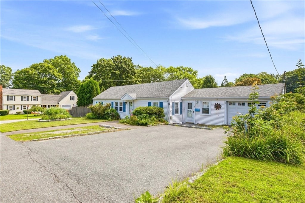 2 Howland Ct, Middleboro, MA, 2 Howland Ct, Middleboro, MA Photo #2