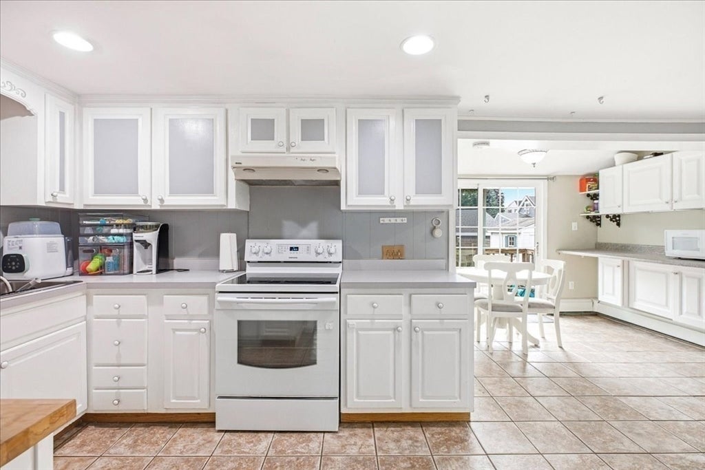2 Howland Ct, Middleboro, MA, 2 Howland Ct, Middleboro, MA Photo #11