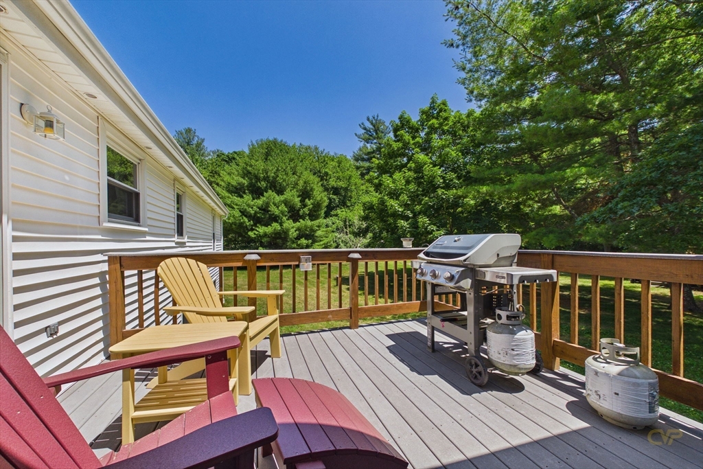 8 Cotuit Rd
