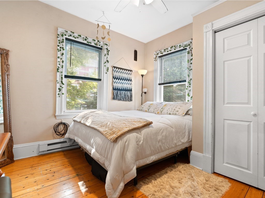 427-435 Faneuil St R4