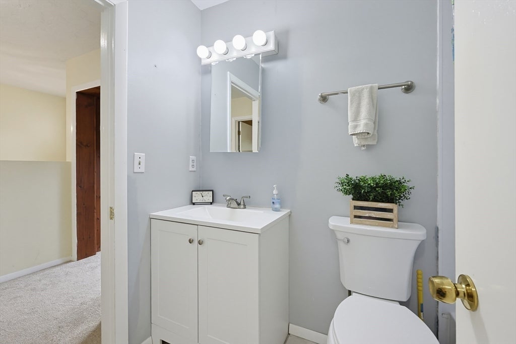 31 Greenbrook Drive #31, Stoughton, MA Photo #18