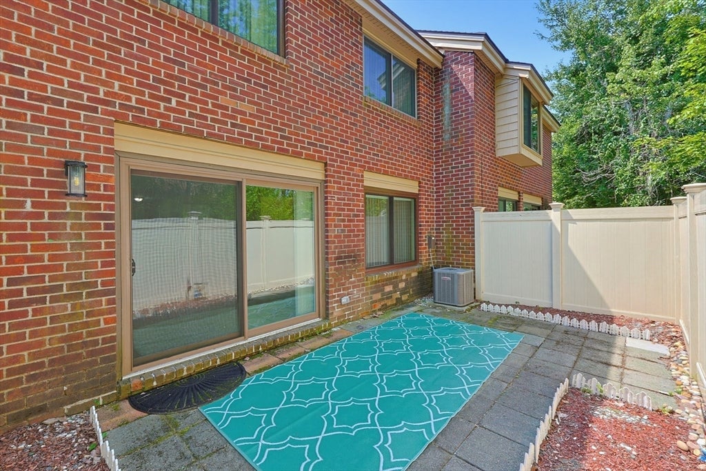 31 Greenbrook Drive #31, Stoughton, MA Photo #24