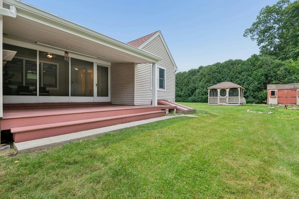 2 Brian Cir, Millbury, MA, 2 Brian Cir, Millbury, MA Photo #30