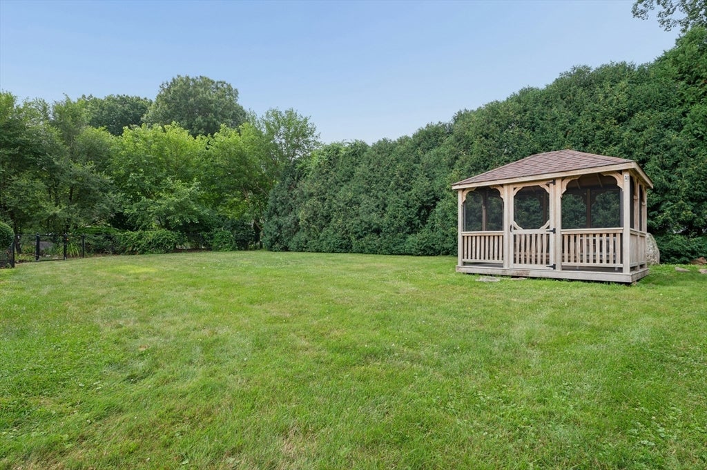 2 Brian Cir, Millbury, MA, 2 Brian Cir, Millbury, MA Photo #31