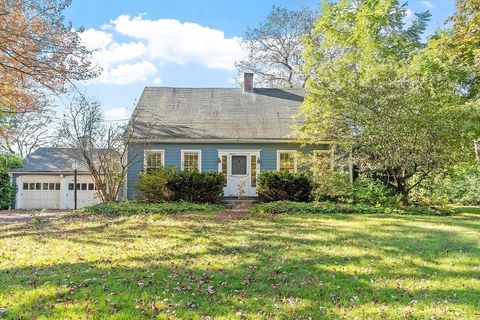Photo of 44 Wildwood Ave, Greenfield, MA 01301 (MLS # 73439623)