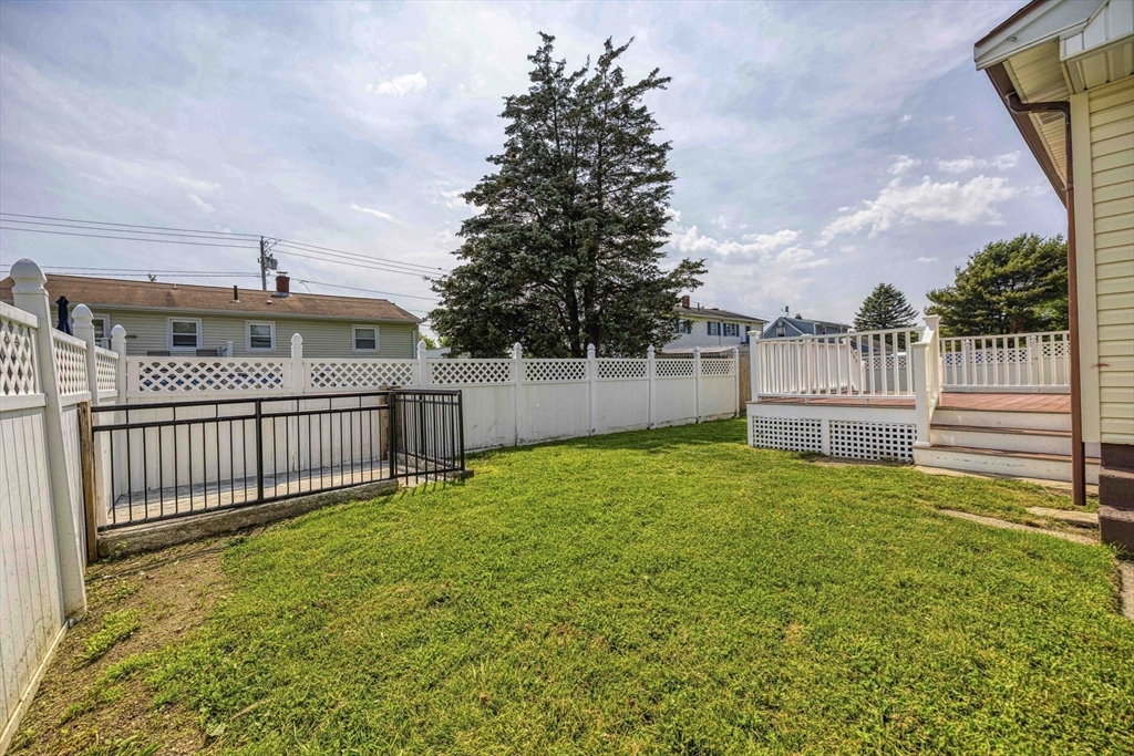 95 Evergreen Ave