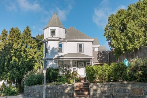 15 S Fairview St 3 Boston MA 02131
