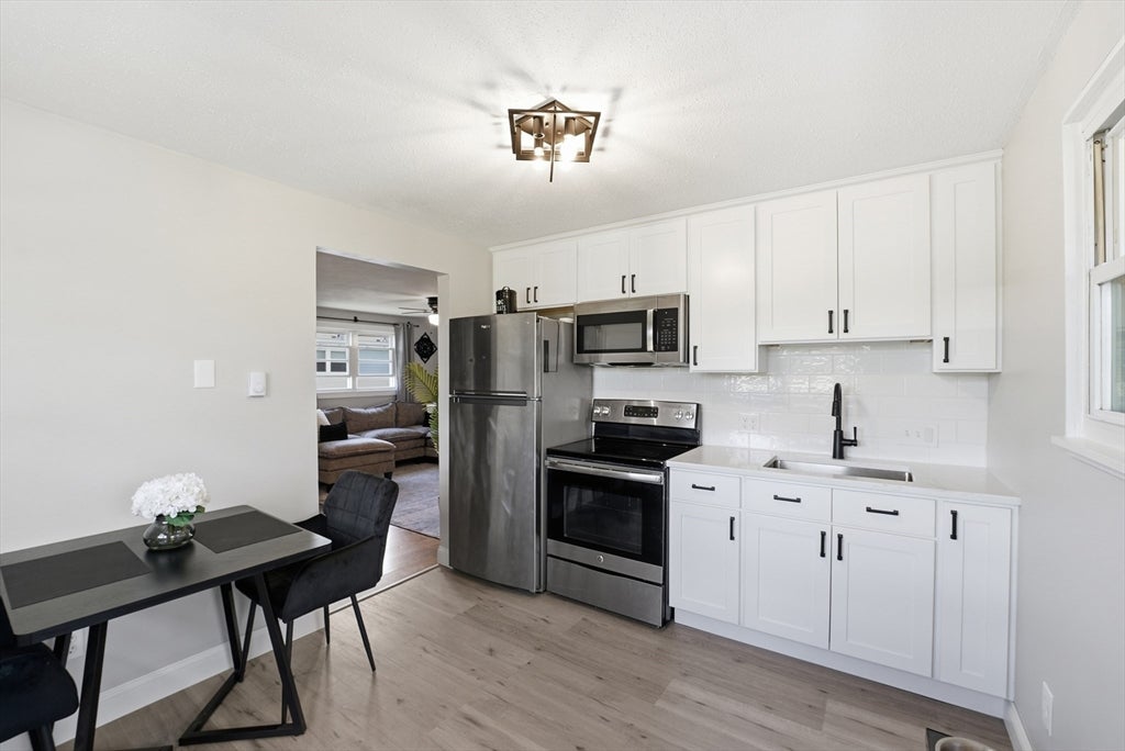 445 Oldfield Rd
