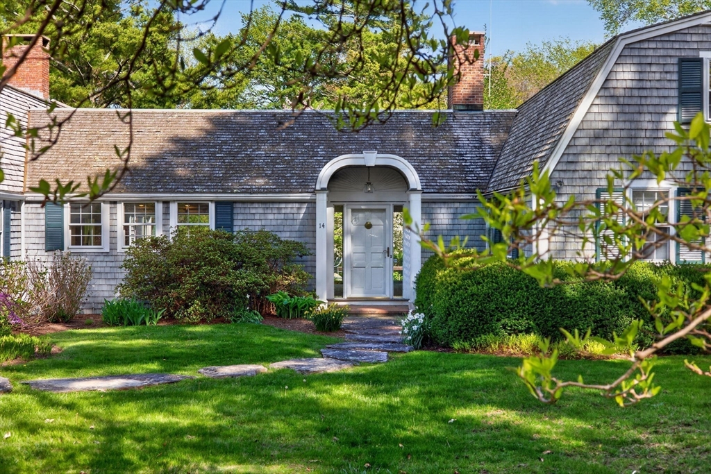 14 Vine St