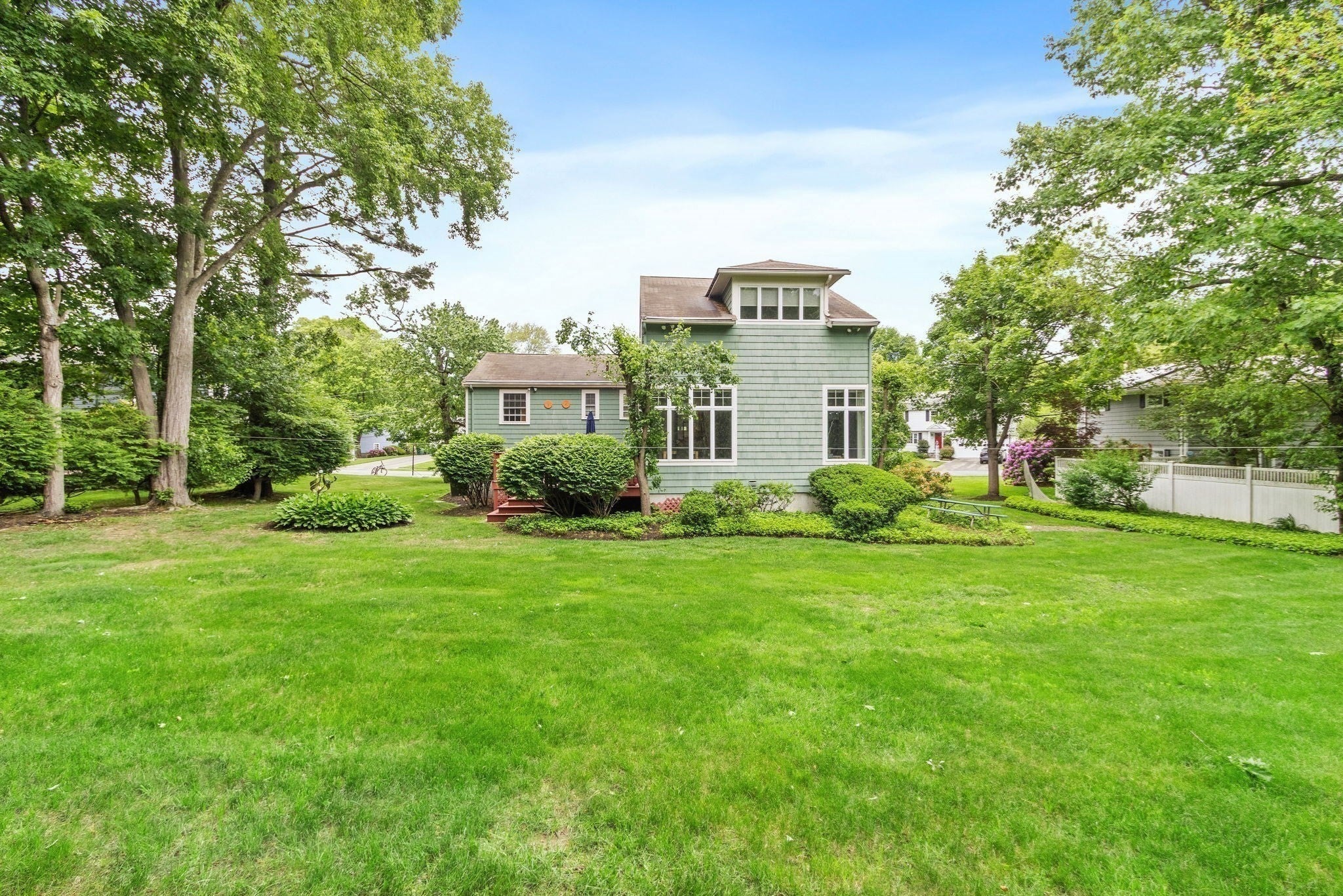 145 Meadowbrook Rd