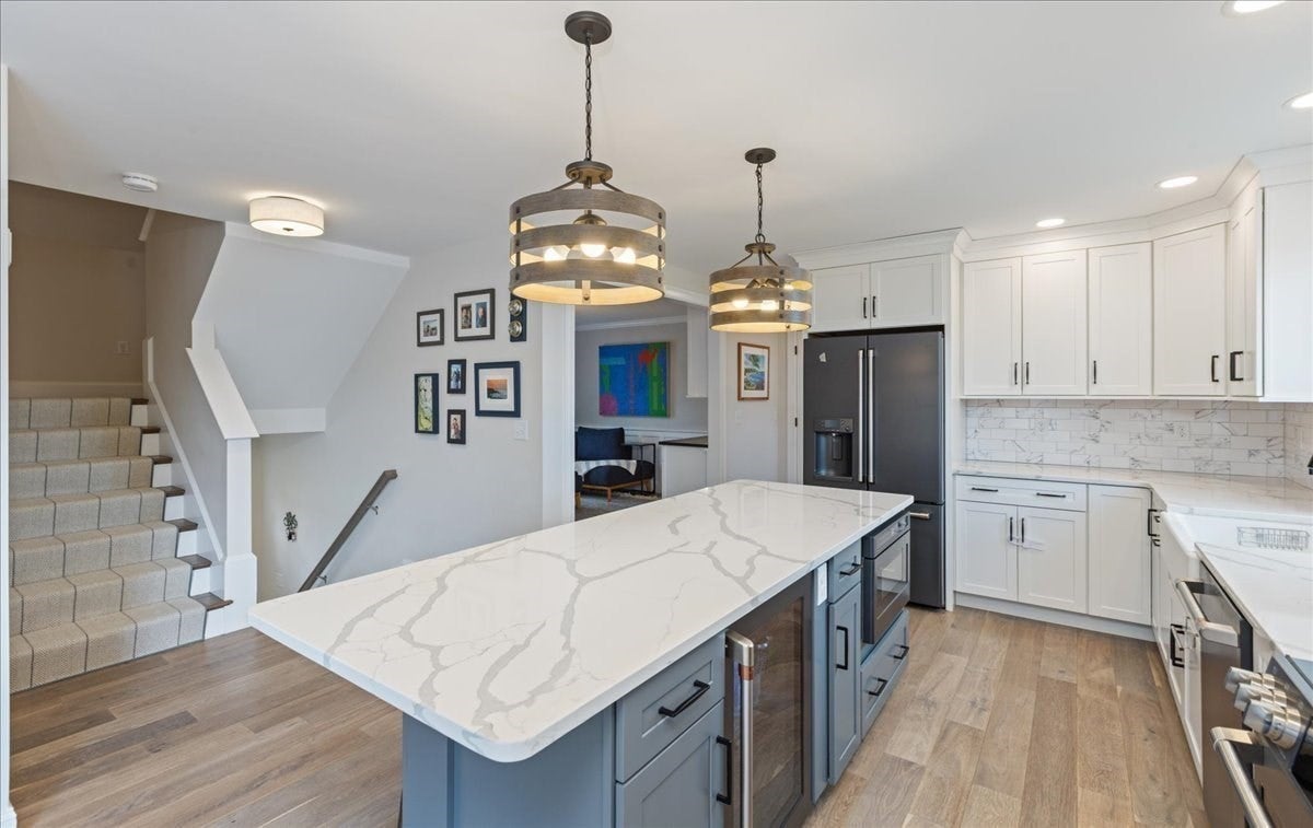 59 Riverview Ave
