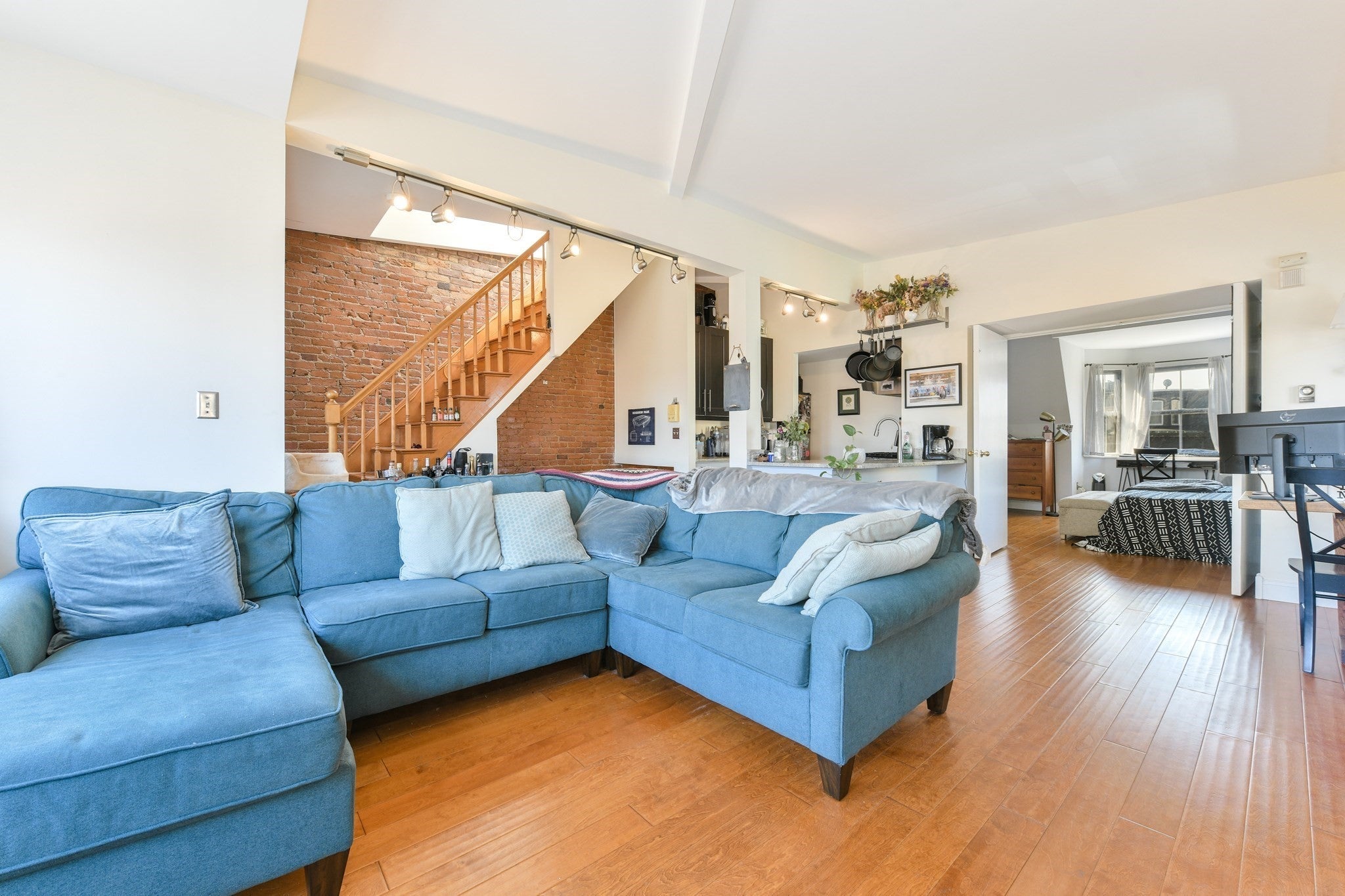 504 Massachusetts Ave 3, Boston MA 02118