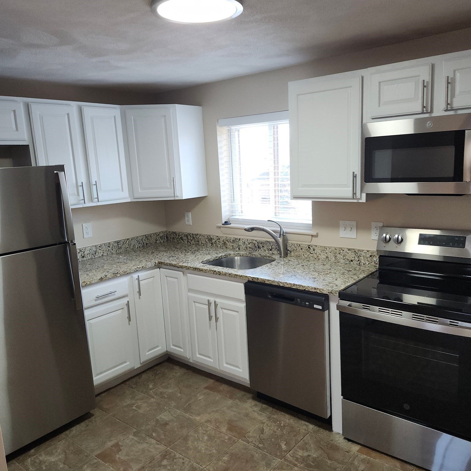 71 Charlesbank Way #A, Waltham, MA Photo #6