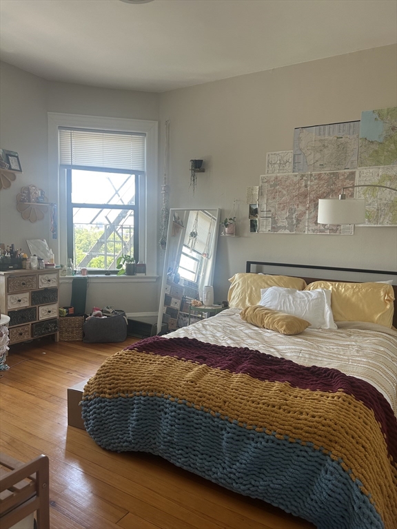 Cambridge, Massachusetts 02139, United States, 2 Bedrooms Bedrooms, ,1 BathroomBathrooms,Residential,Active,164609