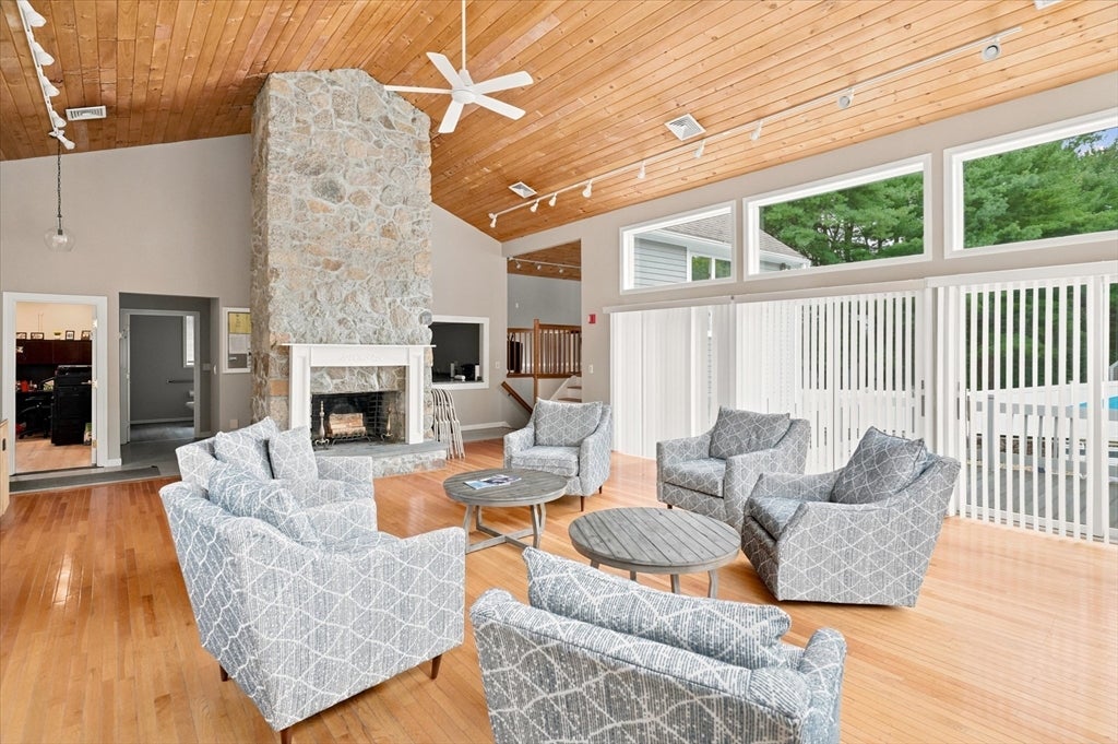 4902 Heatherwood Ln #4902, Peabody, MA Photo #33